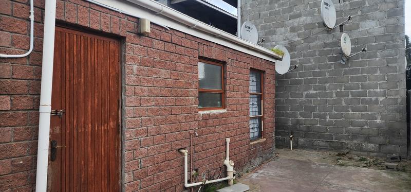 14 Bedroom Property for Sale in Heather Park Western Cape